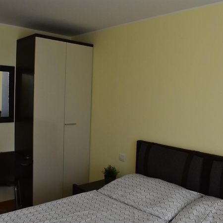 Apartment Vikroria - Halkova 5 Praha Eksteriør bilde