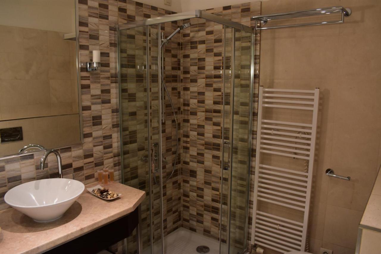 Apartment Vikroria - Halkova 5 Praha Eksteriør bilde