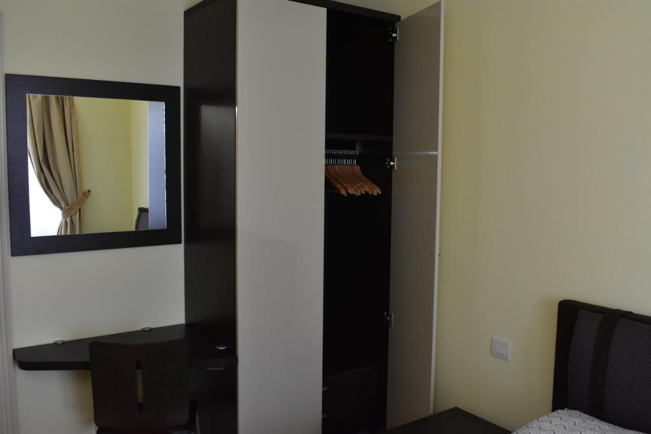 Apartment Vikroria - Halkova 5 Praha Eksteriør bilde
