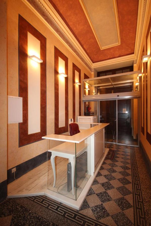 Apartment Vikroria - Halkova 5 Praha Eksteriør bilde